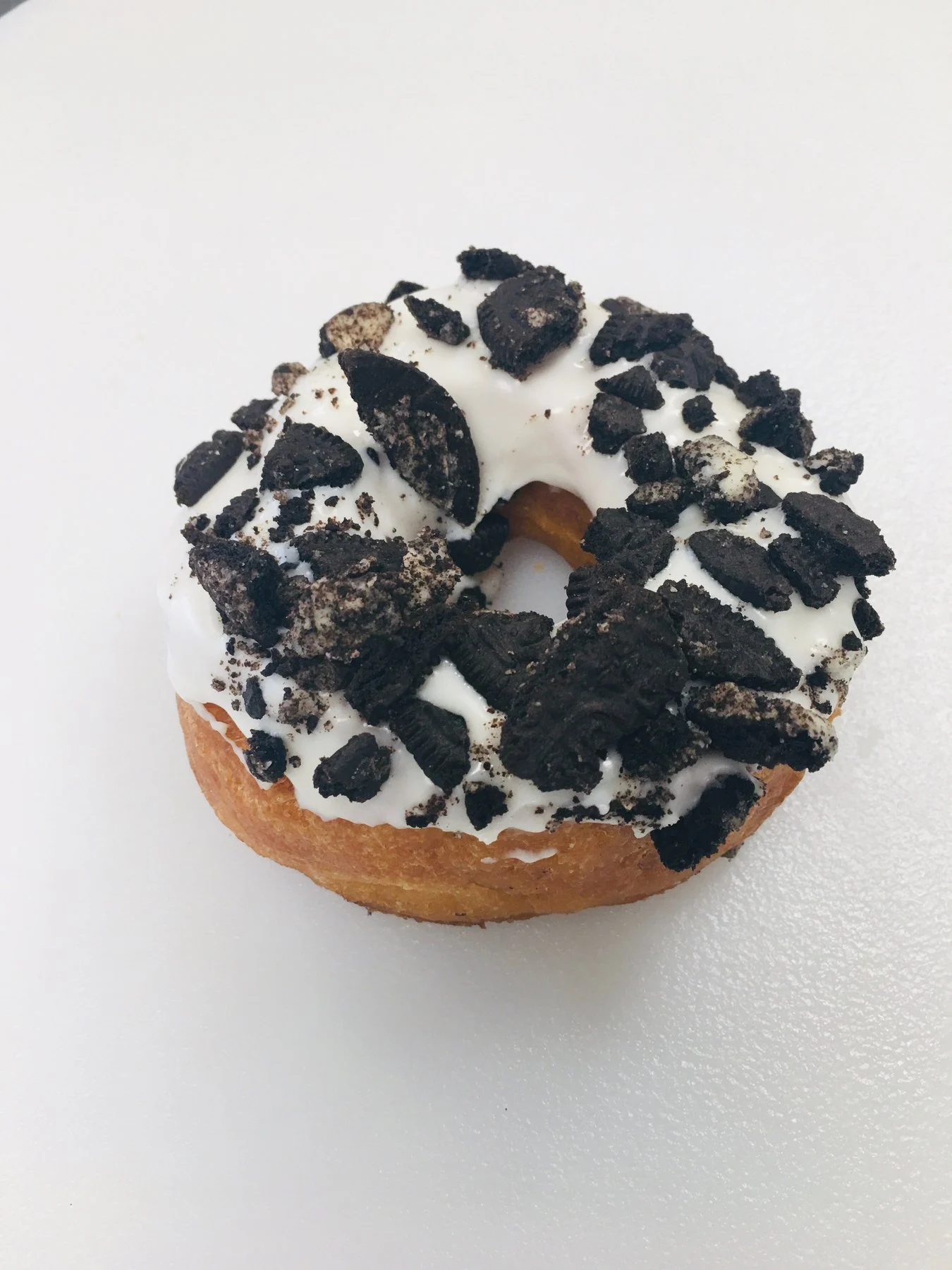 Vanilla Frosted Oreo donut